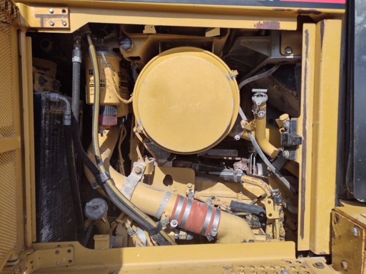 caterpillar-d6r-xl-image-40