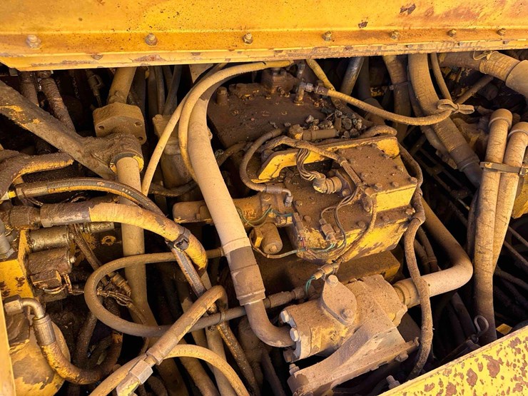 cat-350e2-haul-truck-image-20