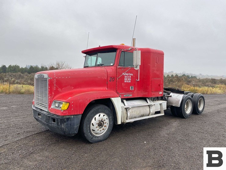 1993-freightliner-fld120-image-1