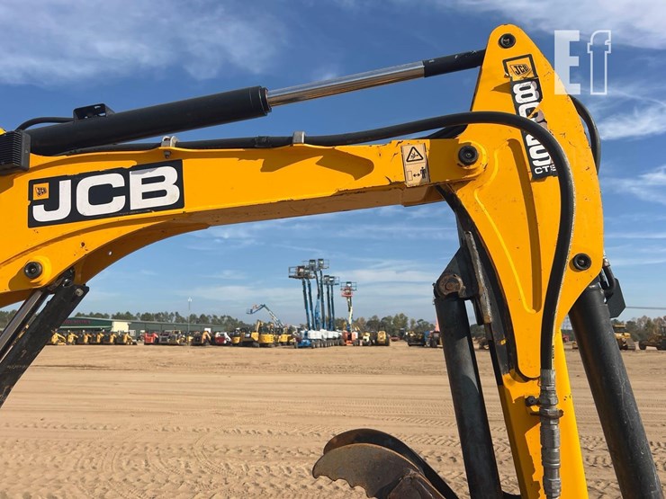 jcb-8029cts-image-12