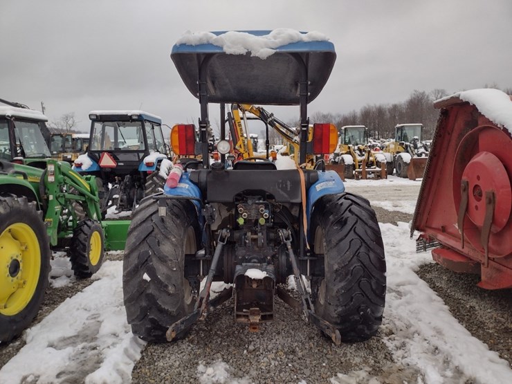 new-holland-tn70a-image-4