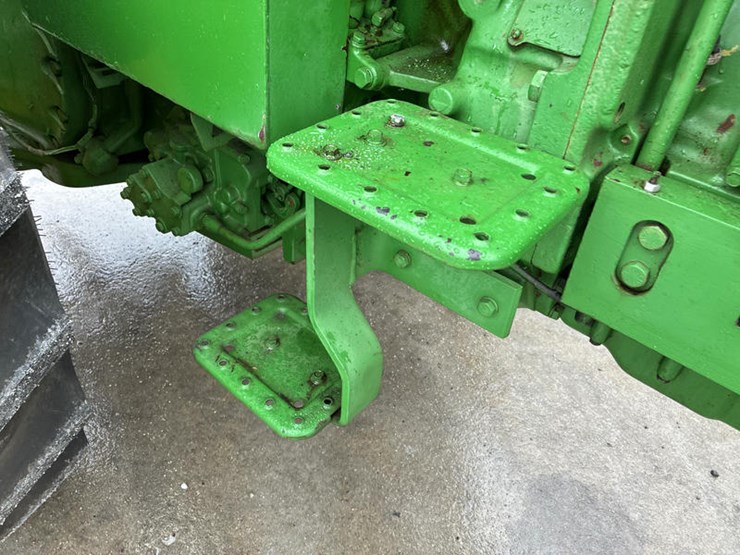 john-deere-4620-image-17