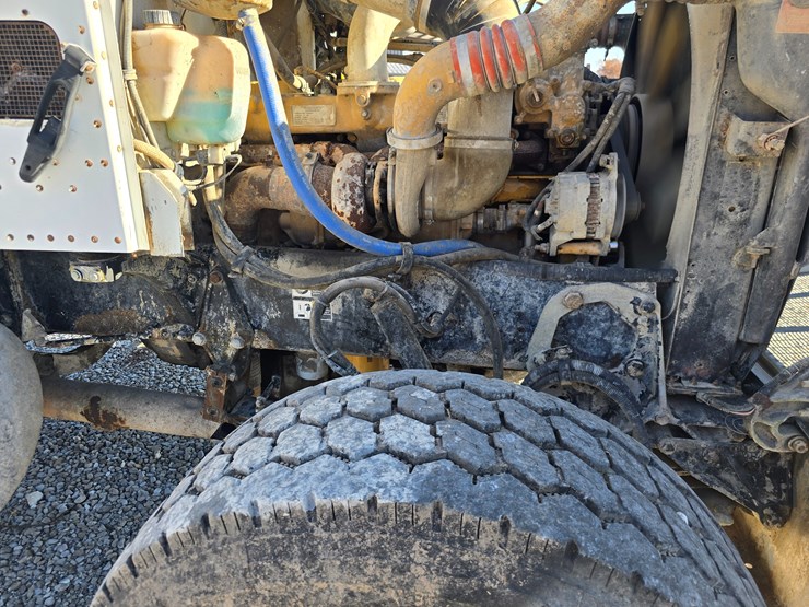 peterbilt-357-image-67