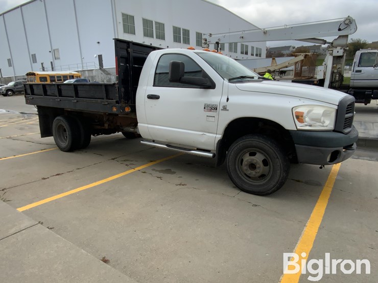 2008-dodge-ram-3500-image-3