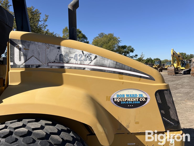 caterpillar-cs-423e-image-9
