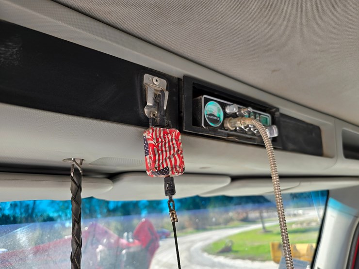 kenworth-t880-image-100