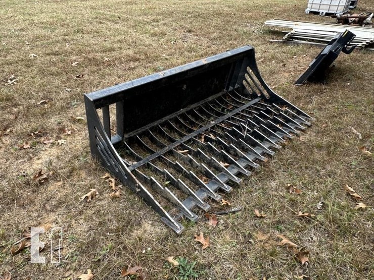 skid-steer-rock-bucket-image-2