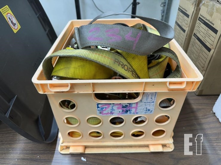 misc.-ratchet-straps-image-1