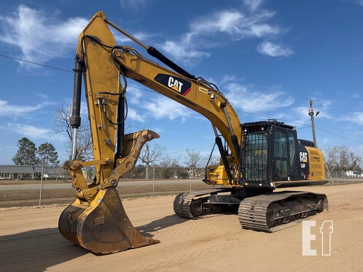 2019-caterpillar-326fl-image-2