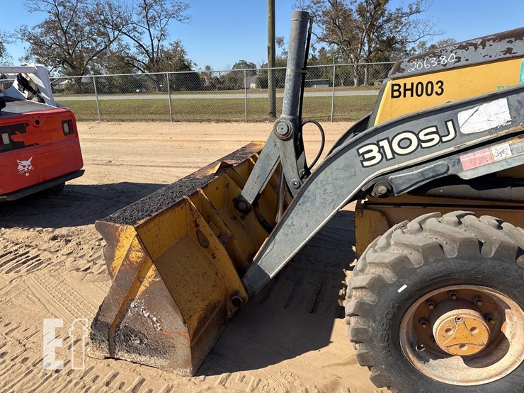 2008-deere-310sj-image-14