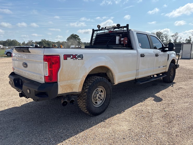 2019-ford-f250-image-3
