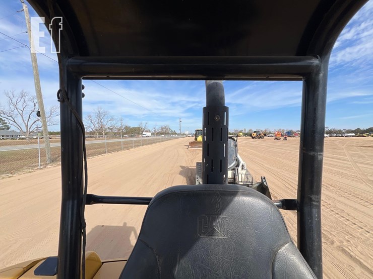 caterpillar-305e2-cr-image-38