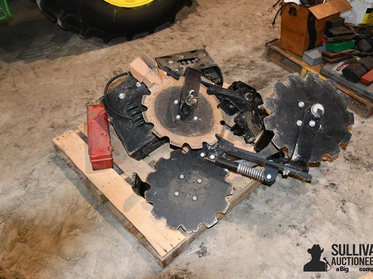 pallet-of-farm-support-image-1