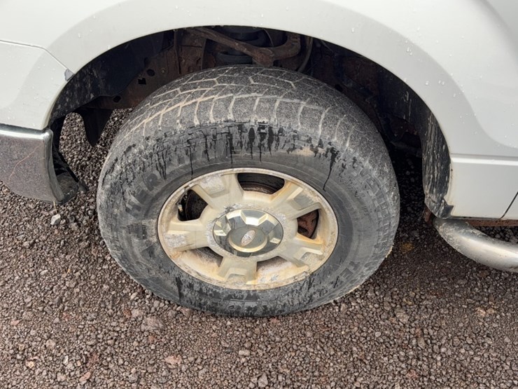 2010-ford-f150-image-16