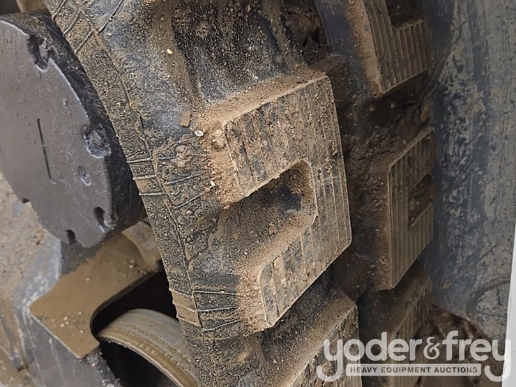 takeuchi-tl8r2-image-18