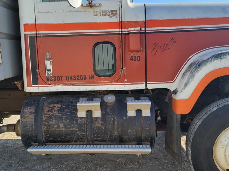 1979-international-transtar-4300-image-48