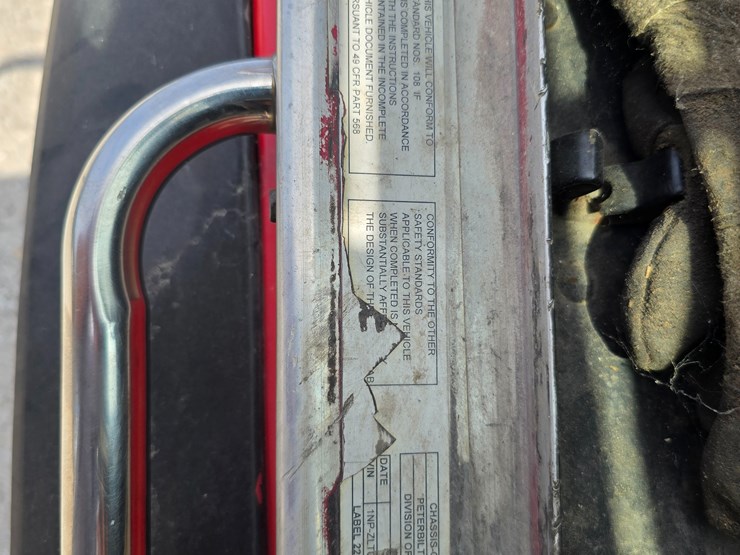 2003-peterbilt-320-image-53