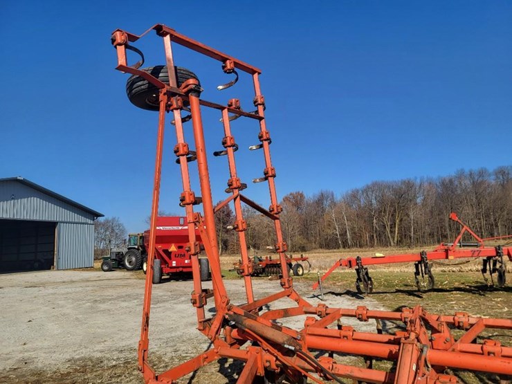 allis-chalmers-1300-field-cultivator-image-11