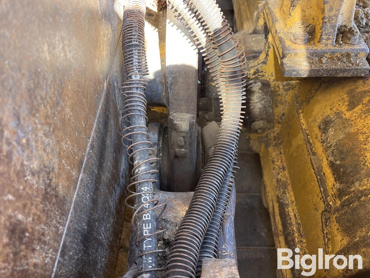 2012-caterpillar-d6n-xl-image-17