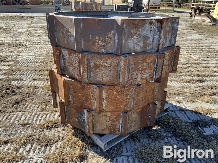 bb-metal-works-steel-tread-pivot-wheels-image-4