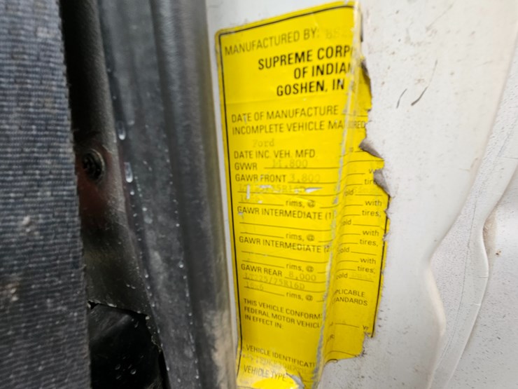 #21244-•-1996-ford-econoline-shuttle-bus-(non-runner)-image-16