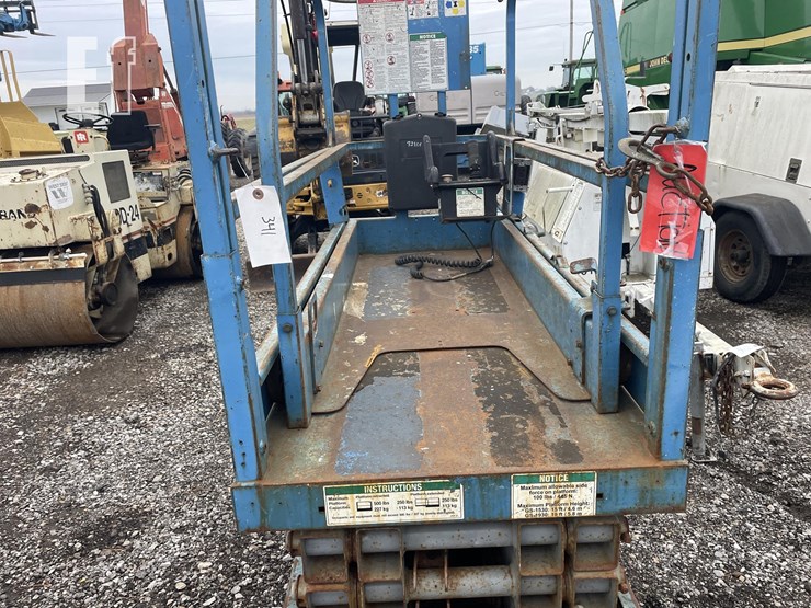 genie-gs1930-image-7