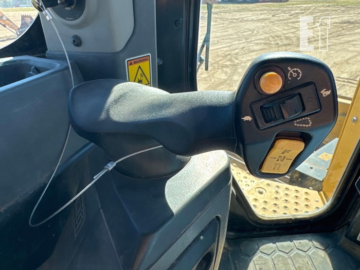 caterpillar-d5-lgp-image-27