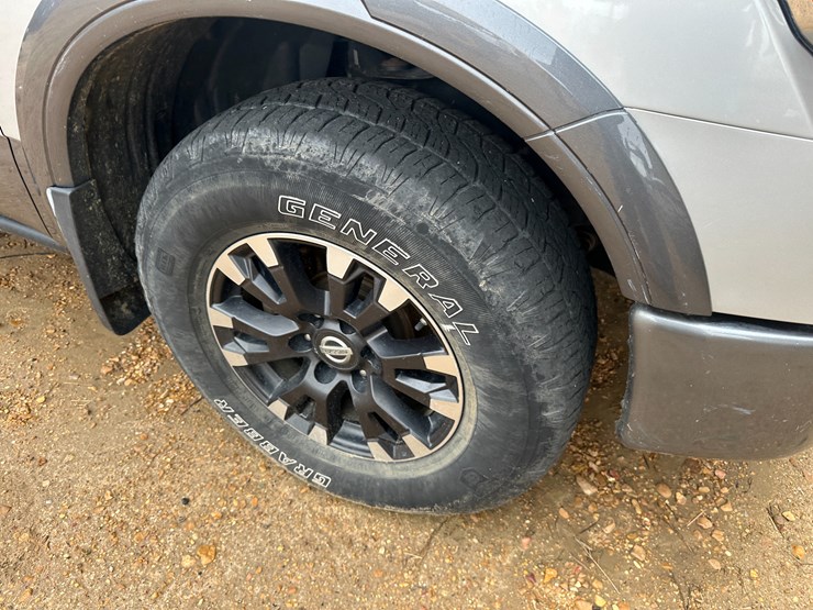 2019-nissan-titan-image-29