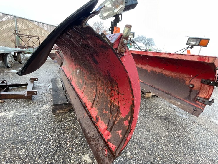 chevrolet-2500-image-2