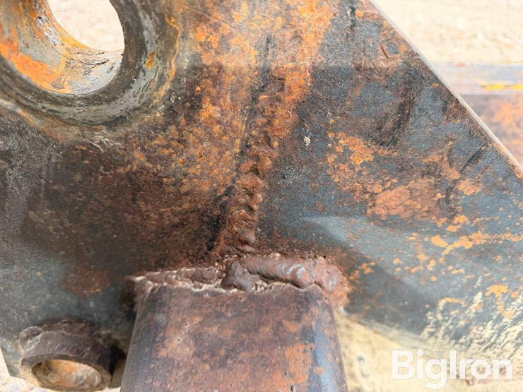 42"-backhoe-bucket-image-7