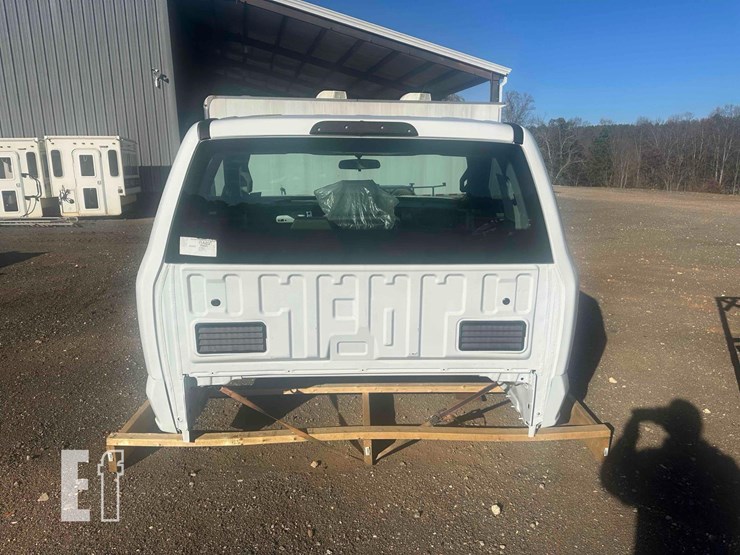 ford-f550-xl-image-15