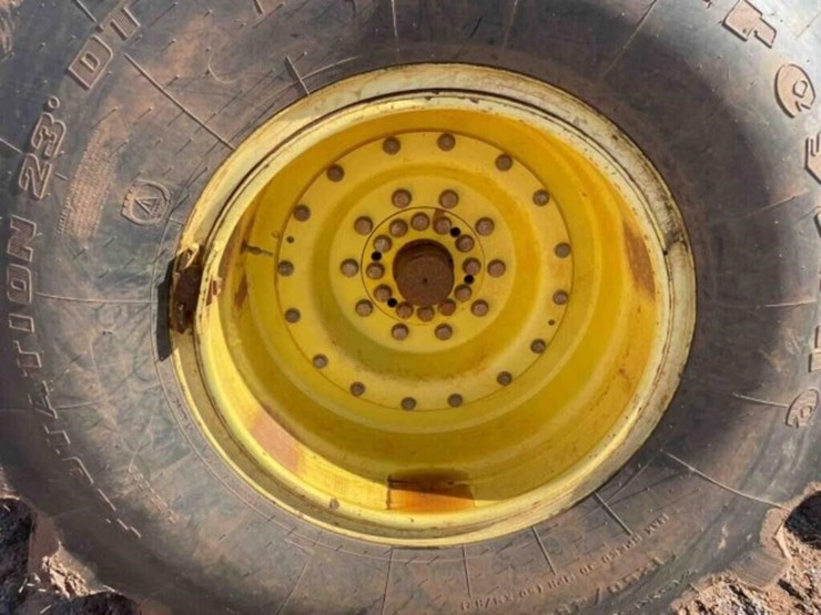 2014-john-deere-9510r-image-15