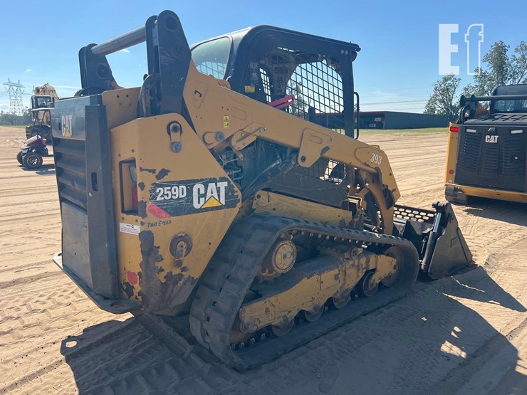 2016-caterpillar-259d-image-4
