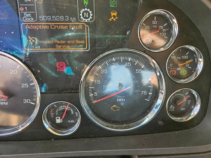 2021-kenworth-t680-image-48