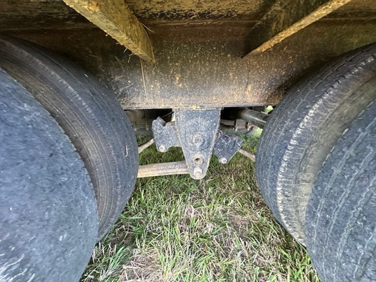 2023-big-tex-25'-gooseneck-image-32