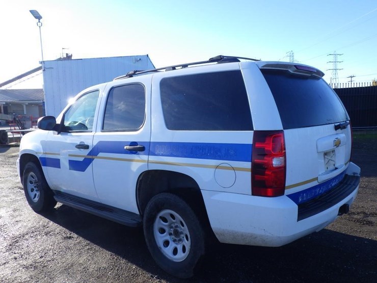 2013-chevrolet-tahoe-image-4