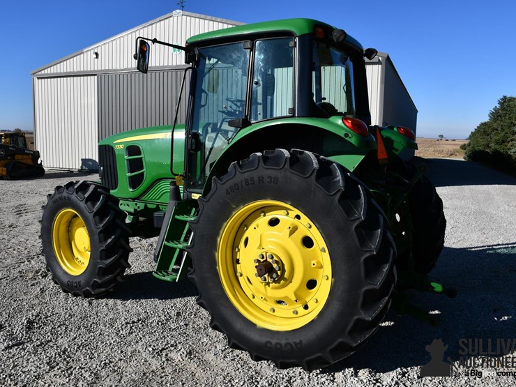 john-deere-7330-image-7