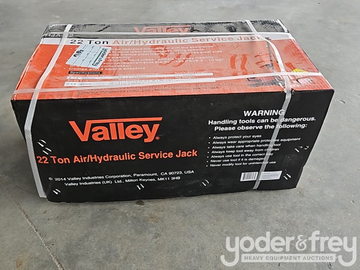 unused-22-ton-service-bottle-jack-c/w-wheels-image-4