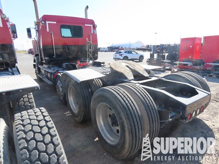 western-star-4900-image-3