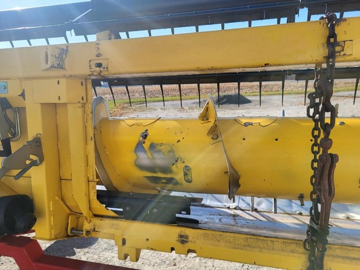 new-holland-74c-image-44