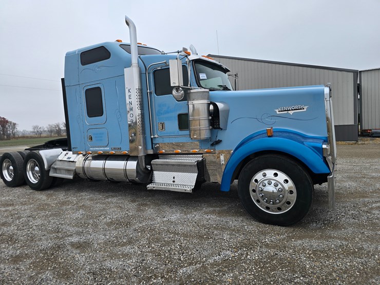 1999-kenworth-w900l-image-41