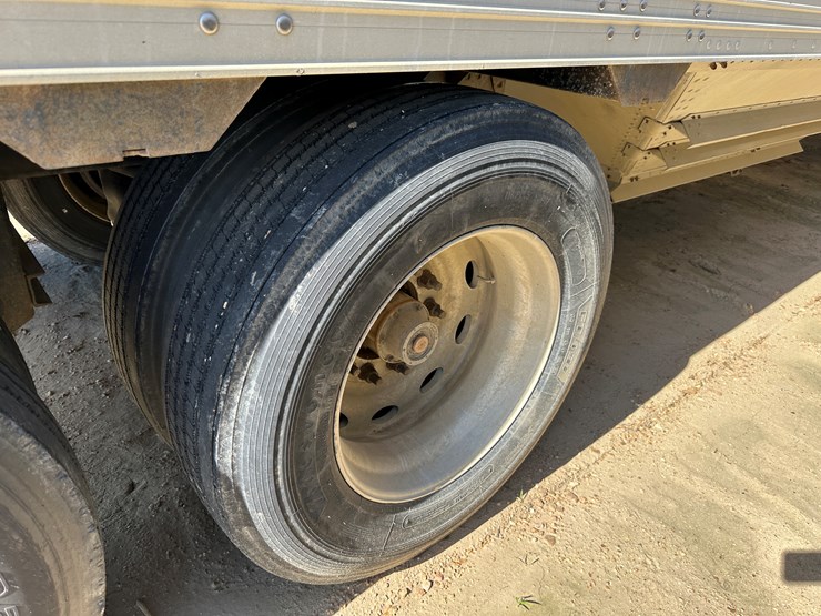 2014-timpte-hopper-bottom-image-9