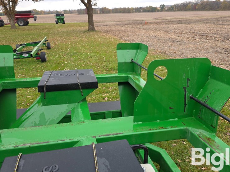 hitch-doc-hsc2000-seed-tender-image-13