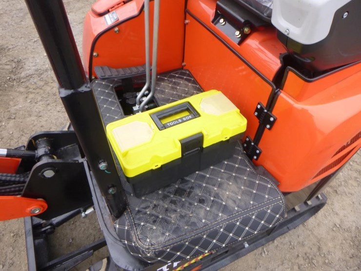 2025-tpm-16-hydraulic-excavator-image-20