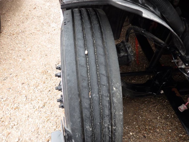 freightliner-cascadia-116-image-27