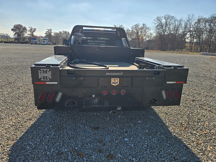 chevrolet-silverado-3500-image-18