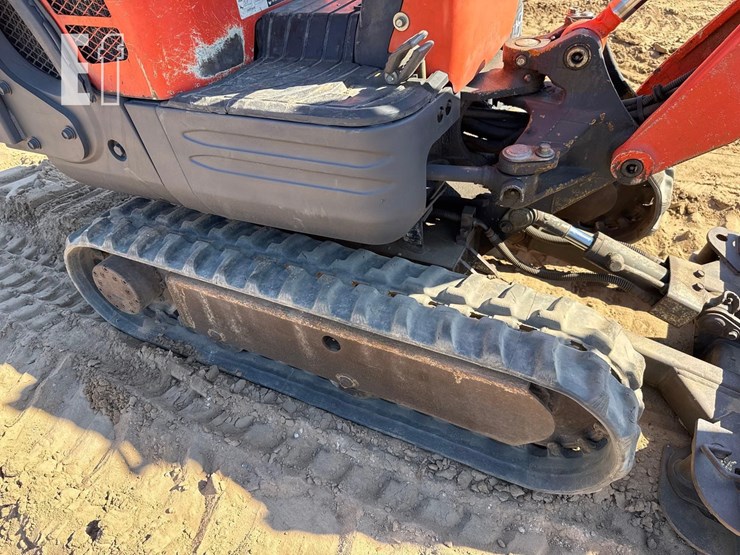 2016-kubota-k008-3-image-12