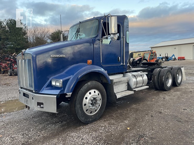 2004-kenworth-t800-image-1