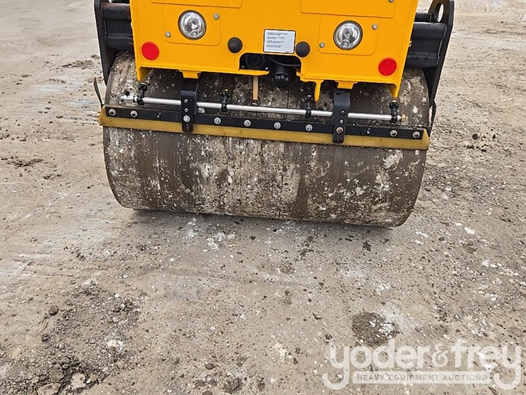 2023-jcb-ct260-120-image-15