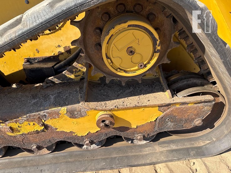 2018-caterpillar-299d2-image-10